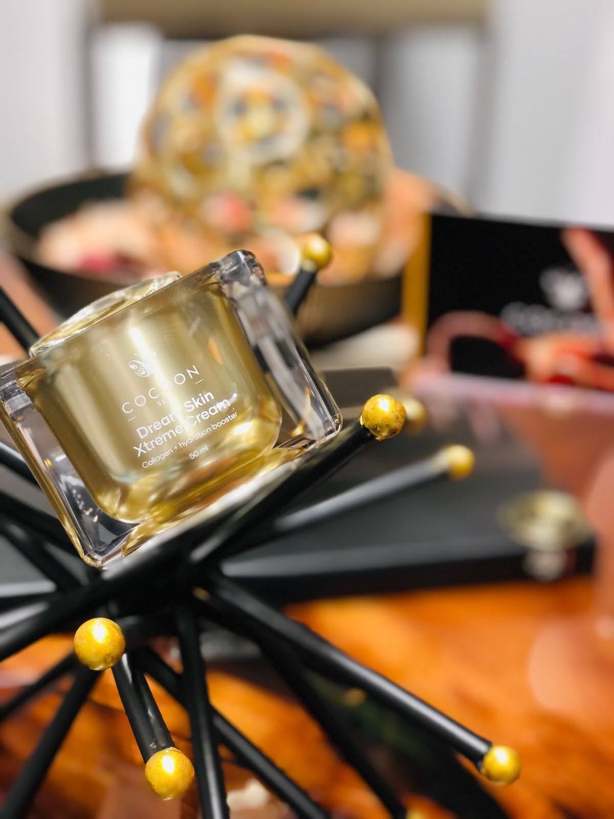 Cosmetic jar with a fan and blurred background