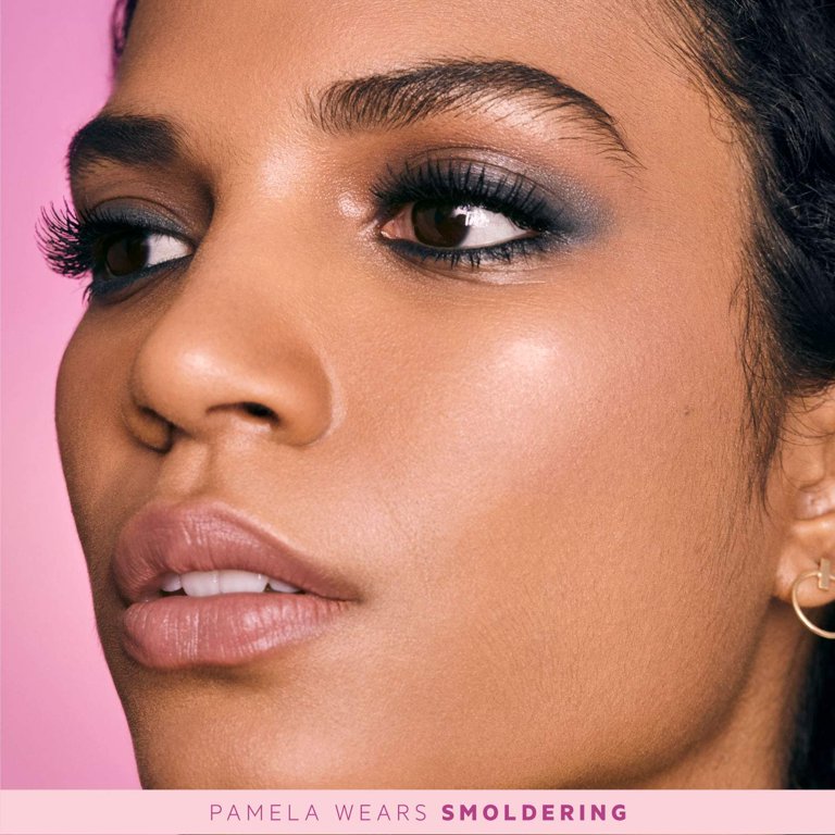 FLOWER BEAUTY Liquid Kajal Blendable Eyeliner