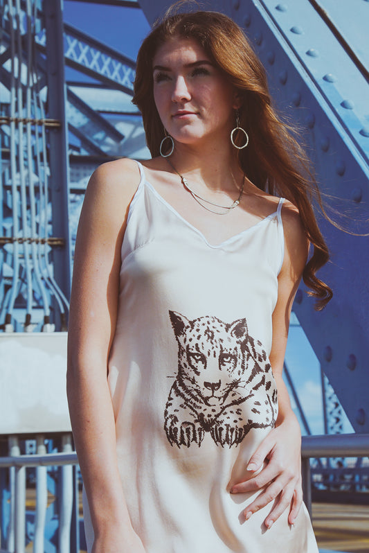 Vela Silk Dress in Lounging Jaguar